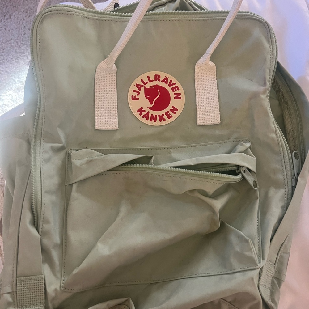 FJALLRAVEN Kånken Backpack